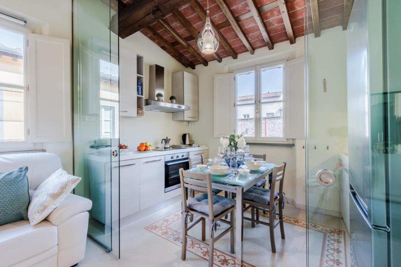 Helene Smart Flat With Elevator Inside Lucca Apartment Ngoại thất bức ảnh