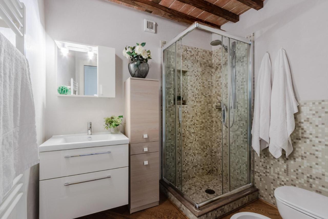 Helene Smart Flat With Elevator Inside Lucca Apartment Ngoại thất bức ảnh