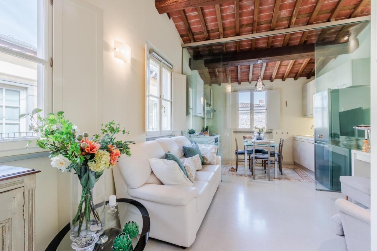 Helene Smart Flat With Elevator Inside Lucca Apartment Ngoại thất bức ảnh